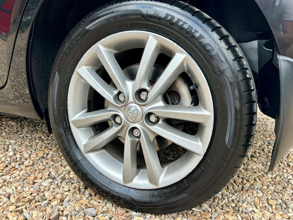 Toyota Auris 1.4 Tr D Grey #17