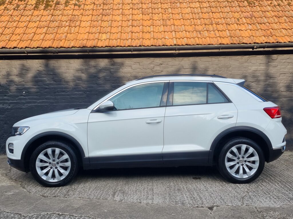 Volkswagen T-Roc 2.0 Tdi Se Ps White #4