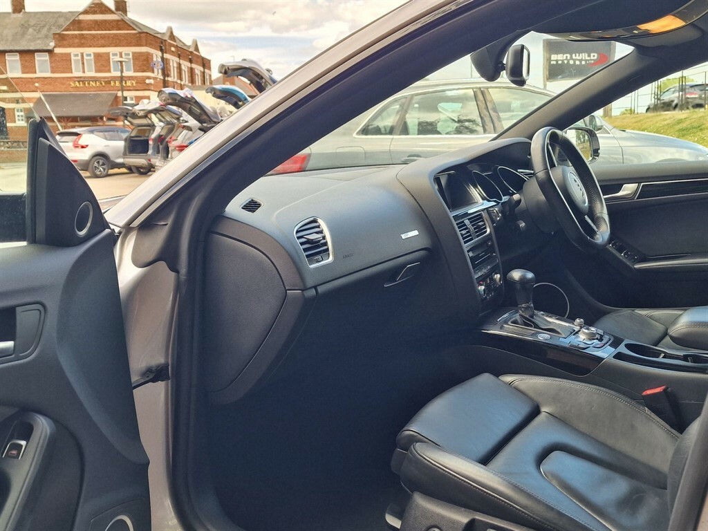 Audi A5 3.0 Tfsi V6 Black Edition Sportback S T #30