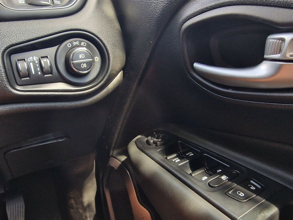 Jeep Renegade 1.0 T3 Gse Limited White #26
