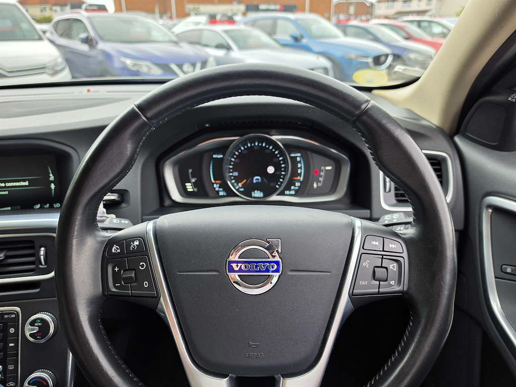 Volvo V60 2.0 D4 Business Edition Euro 6 Ss Gold #32