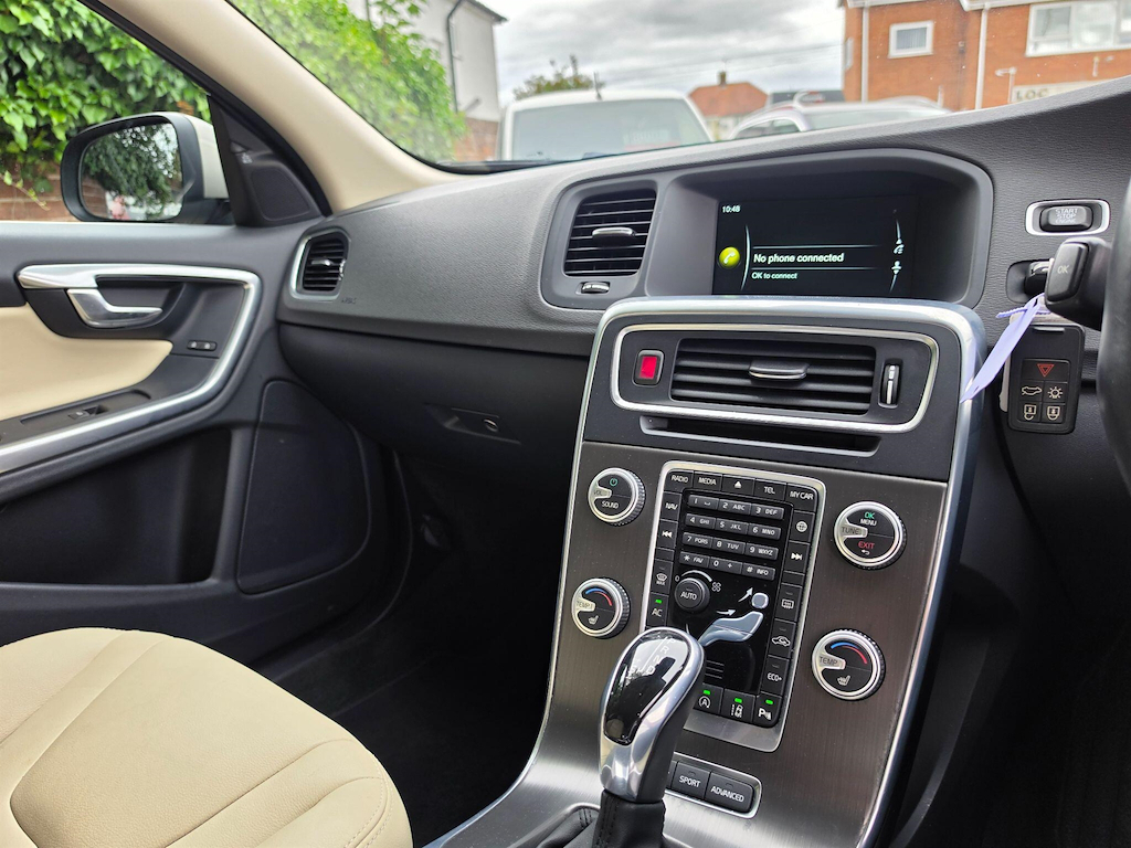 Volvo V60 2.0 D4 Business Edition Euro 6 Ss Gold #27