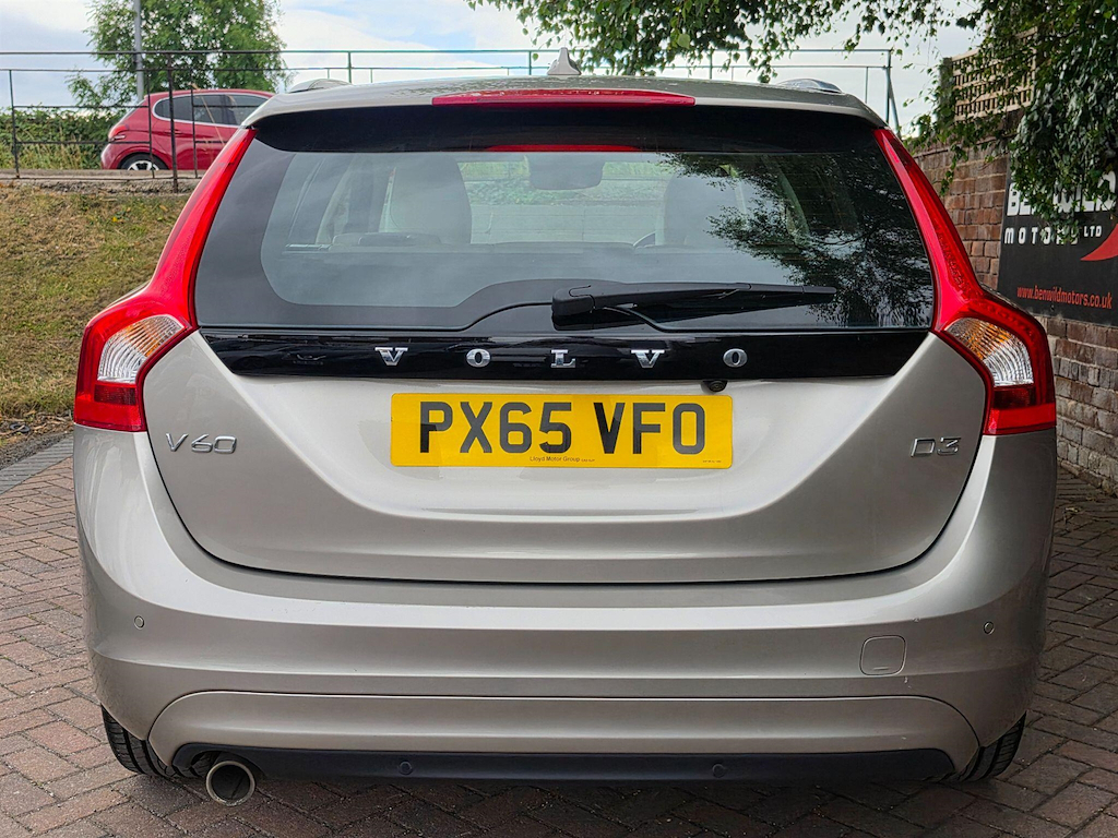 Volvo V60 2.0 D3 Se Lux Nav Euro 6 Ss Gold #6