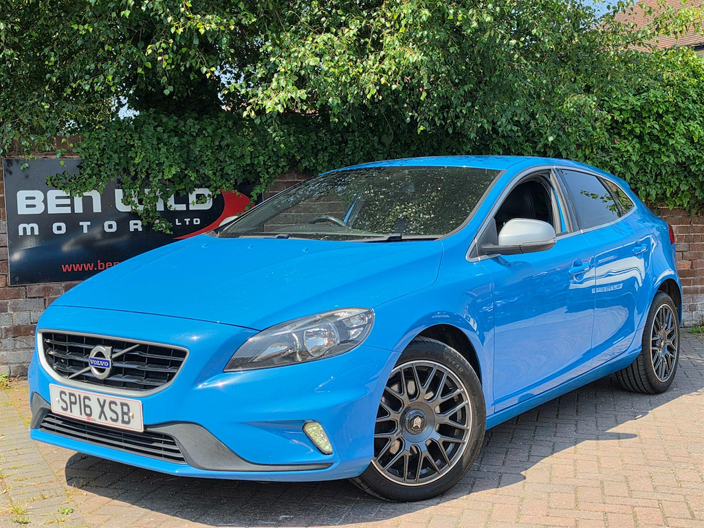Volvo V40 2.0 T2 R-design Euro 6 Ss Blue