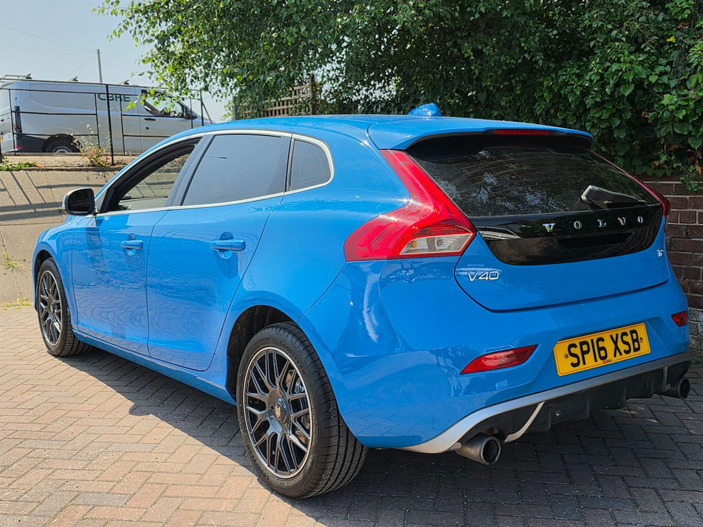 Volvo V40 2.0 T2 R-design Euro 6 Ss Blue #5