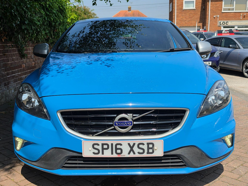 Volvo V40 2.0 T2 R-design Euro 6 Ss Blue #2
