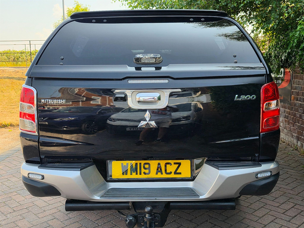 Mitsubishi L200 2.4 Di-d Dc Barbarian 4Wd Euro 6 Black #6