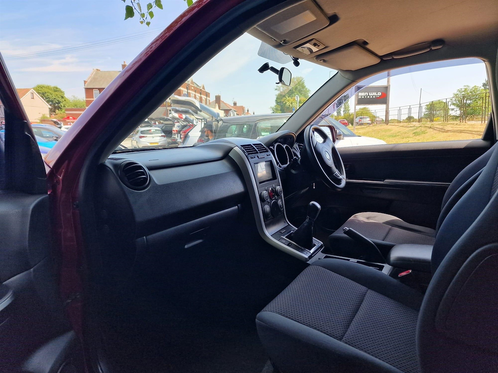 Suzuki Grand Vitara Sz4 Black #30