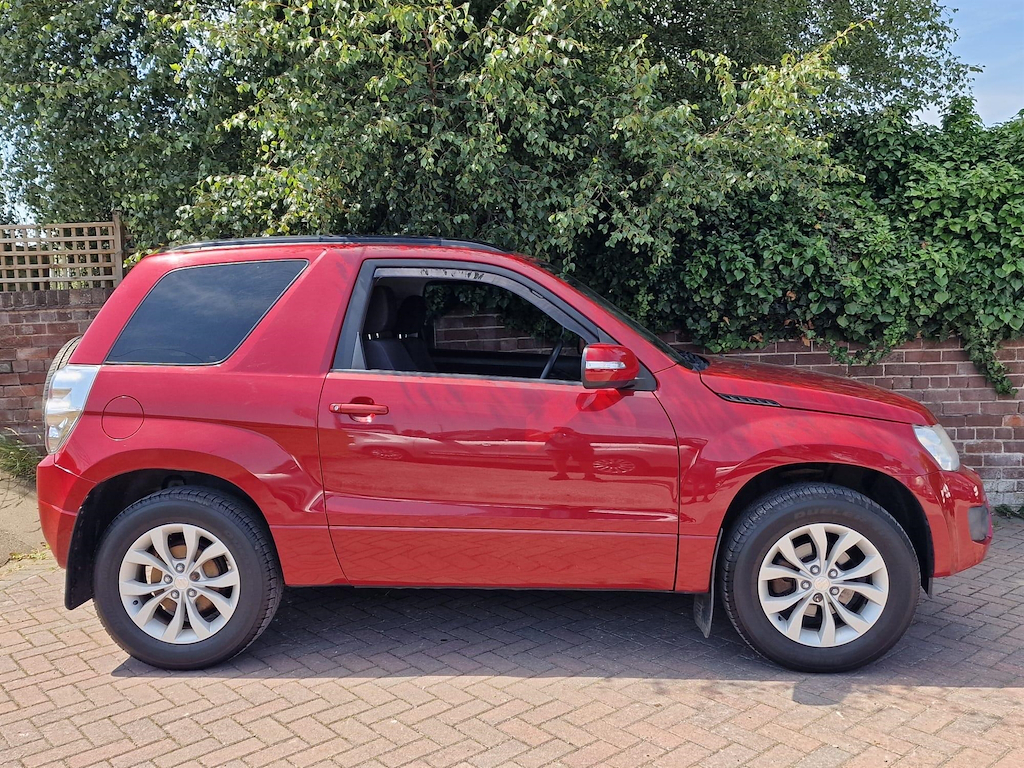 Suzuki Grand Vitara Sz4 Black #11