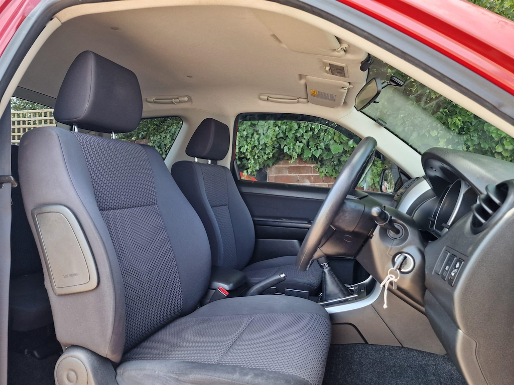 Suzuki Grand Vitara Sz4 Black #13