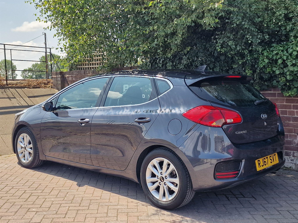 Kia Ceed 1.6 Gdi 2 Euro 6 Ss Silver #3