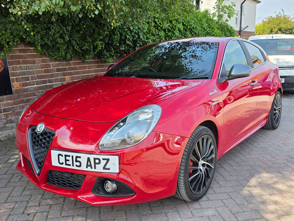 Alfa Romeo Giulietta 2.0 Jtdm-2 Qv Line Tct Euro 5 Ss Red #3