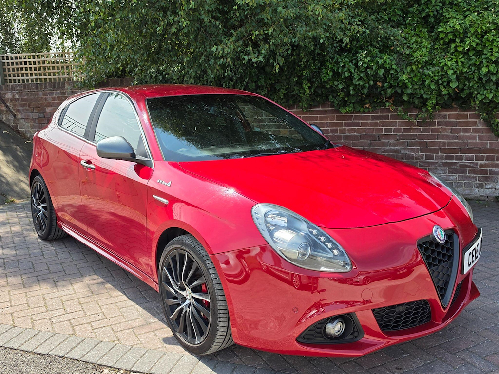 Alfa Romeo Giulietta Black #11