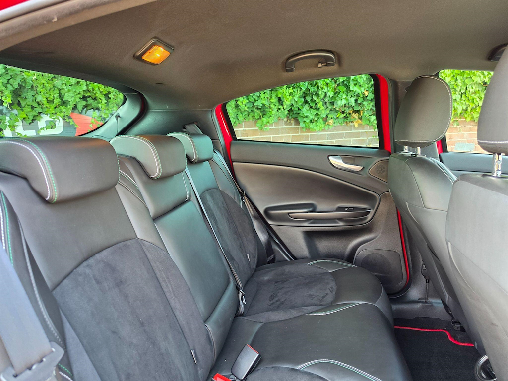 Alfa Romeo Giulietta Black #16
