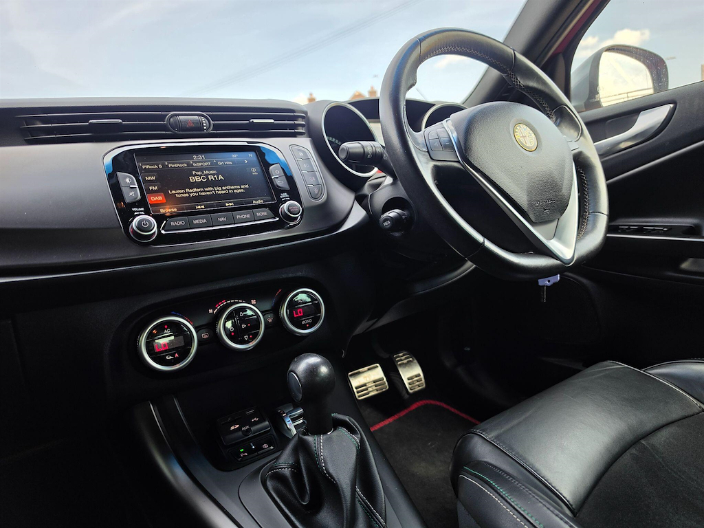 Alfa Romeo Giulietta Black #22