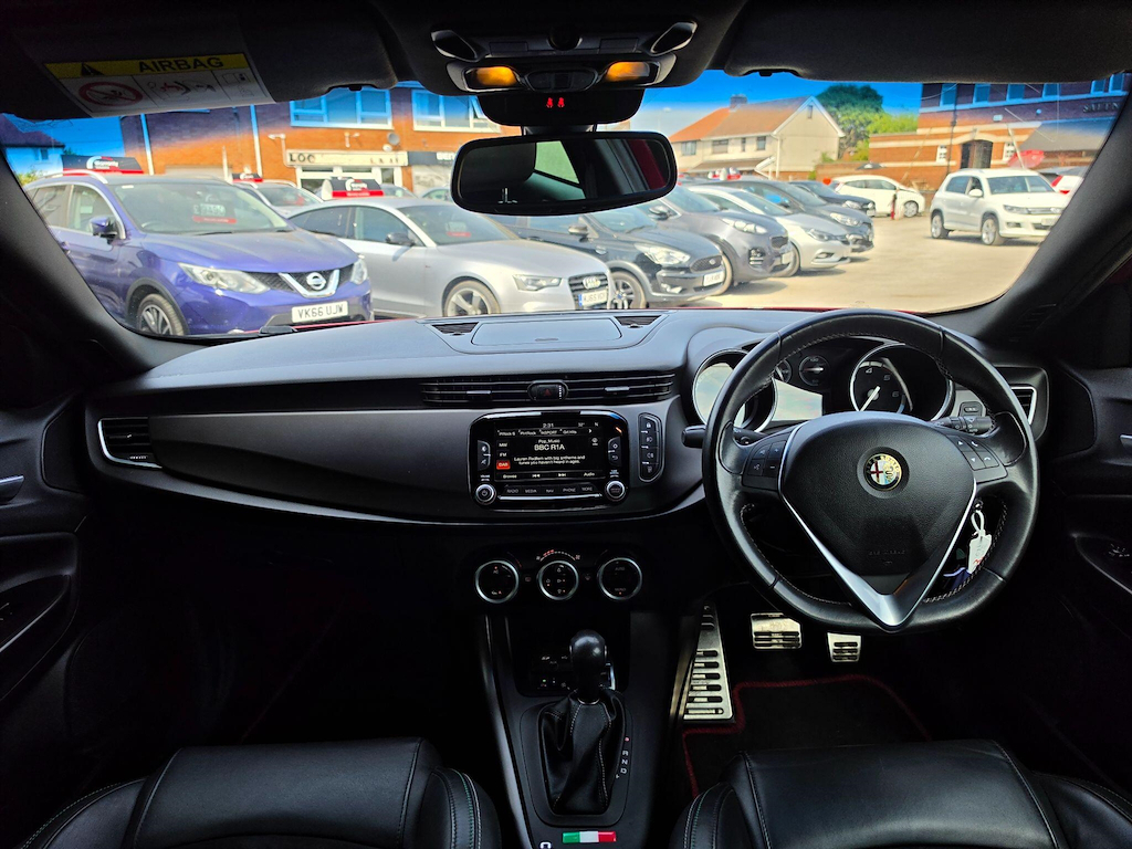 Alfa Romeo Giulietta Black #21