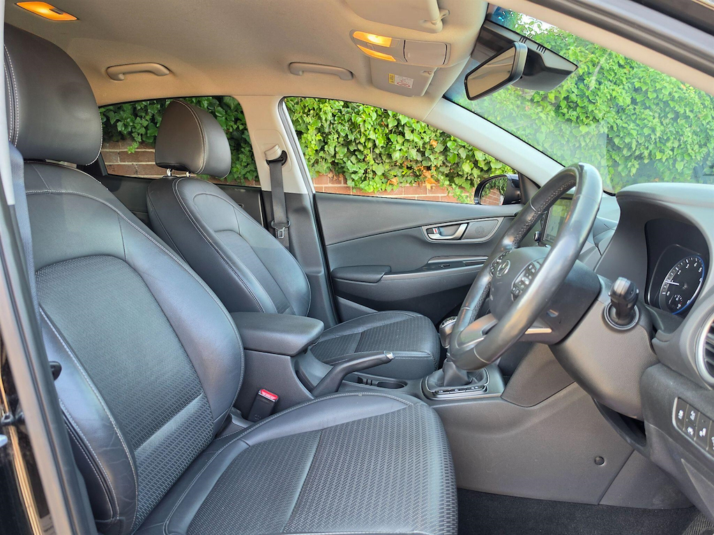 Hyundai Kona Red #10