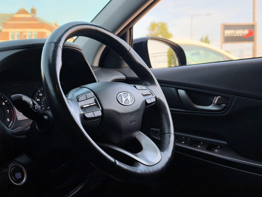 Hyundai Kona Red #23