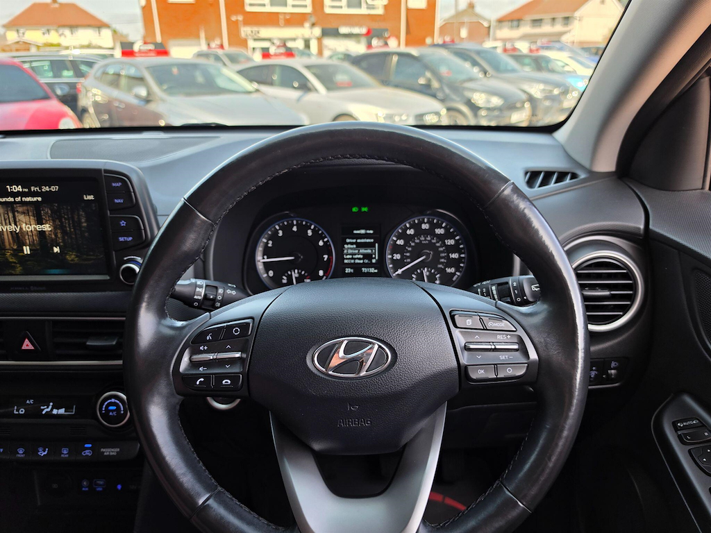 Hyundai Kona Red #38