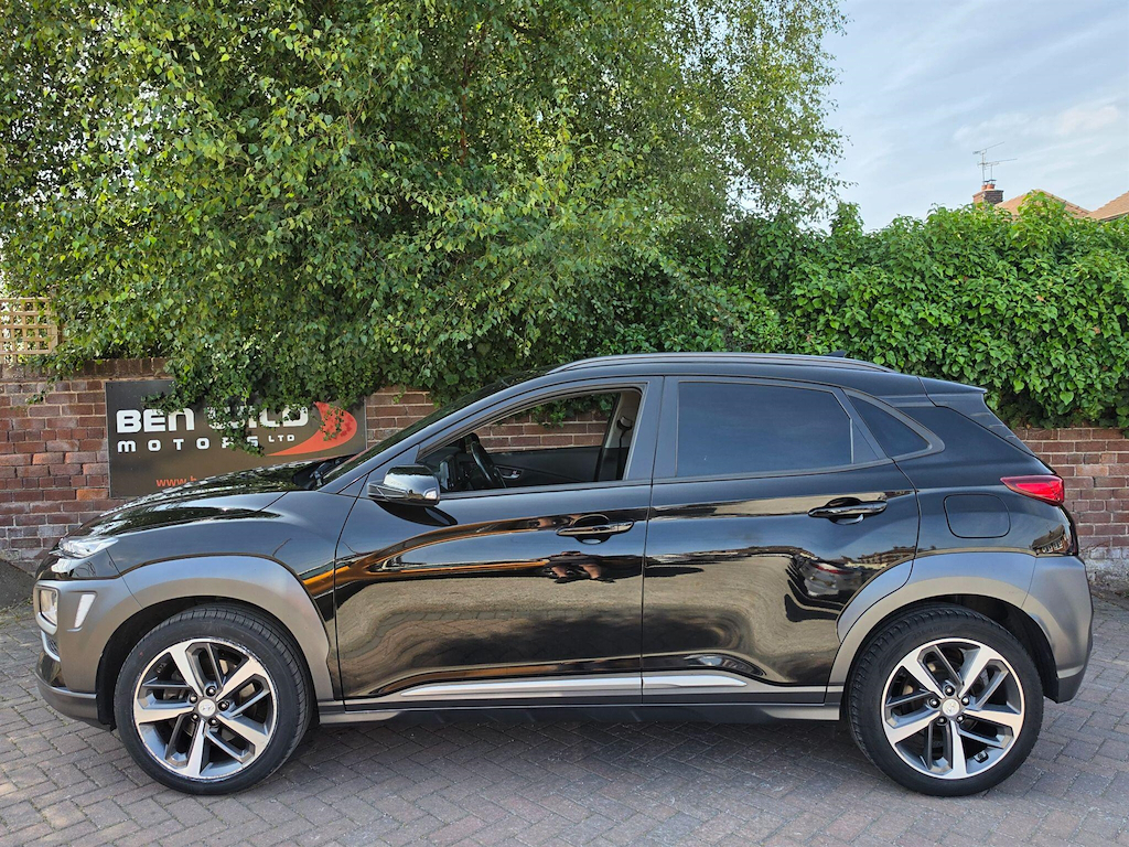 Hyundai Kona 1.0 T-gdi Blue Drive Premium Se Euro 6 Ss Black #4