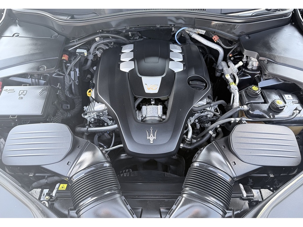 Maserati Levante V6 Grey #11