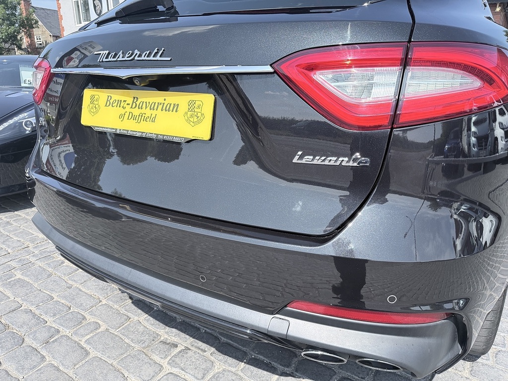 Maserati Levante V6 Grey #7