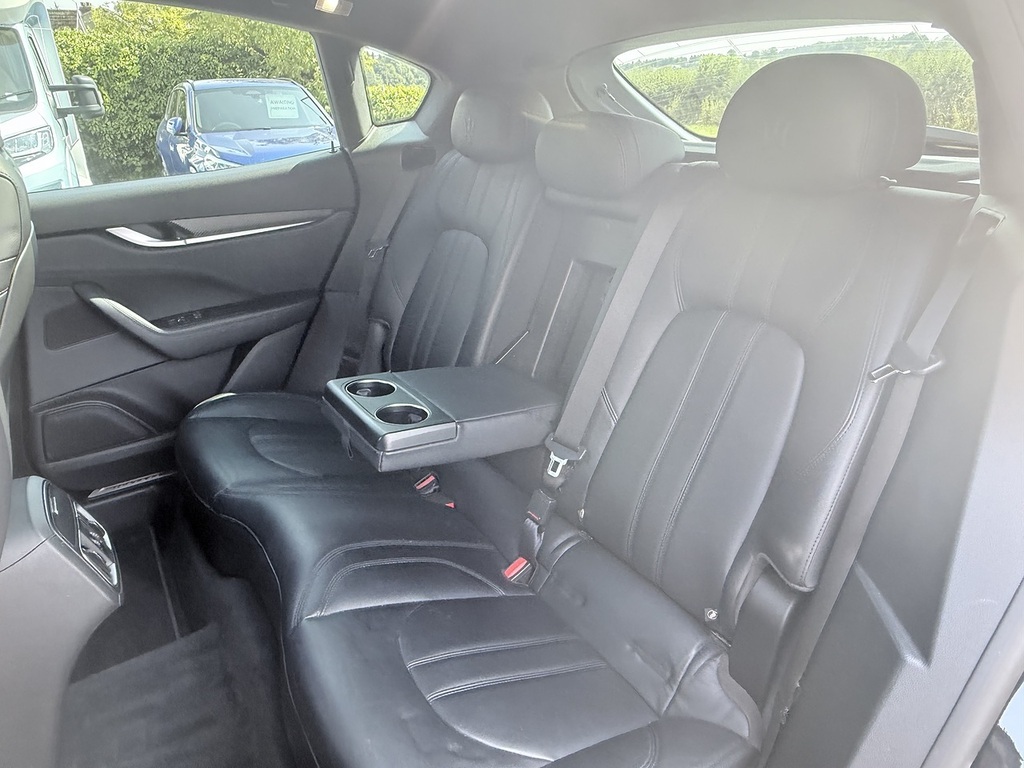 Maserati Levante V6 Grey #33