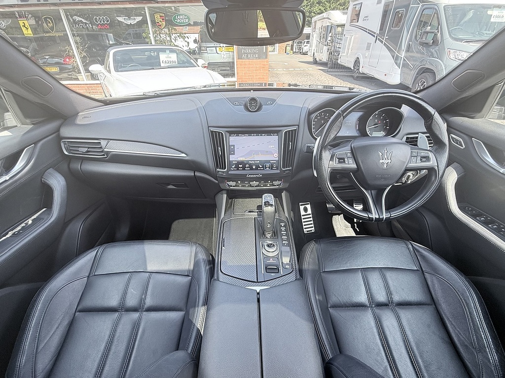 Maserati Levante V6 Grey #29