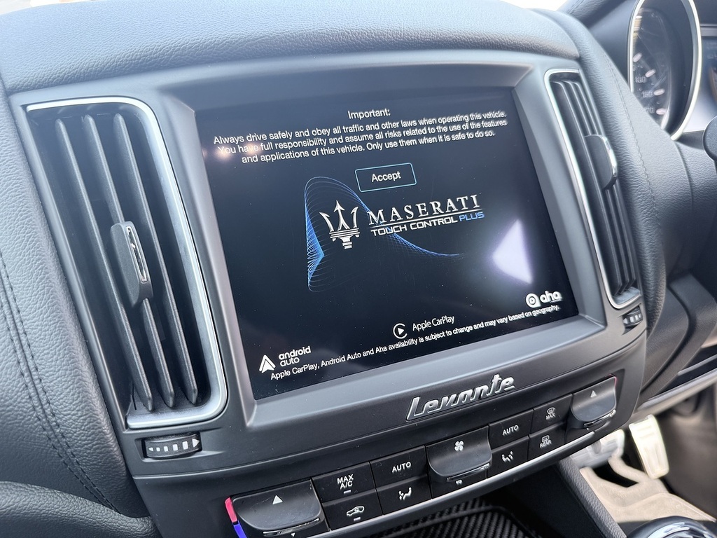 Maserati Levante V6 Grey #17