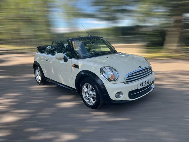 Mini Convertible 1.6 Cooper Convertible Euro 5 S White