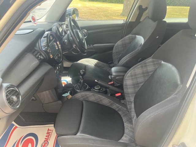 Mini Hatch 1.5 Cooper Hatchback Euro 6 Ss White #4