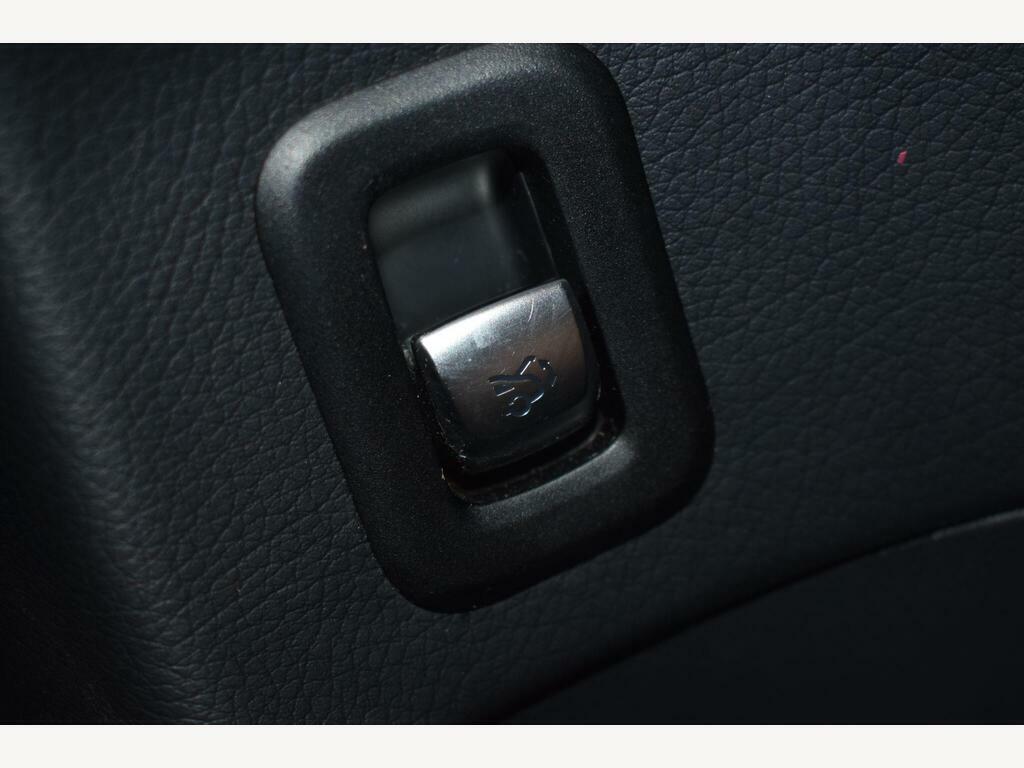 Mercedes-Benz GLC Class Automatic Black #27