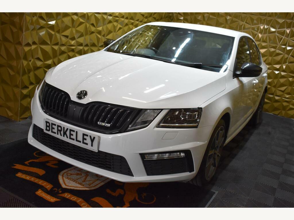 Skoda Octavia 2.0 Tsi Vrs Dsg Euro 6 S S PE69UXC White #3
