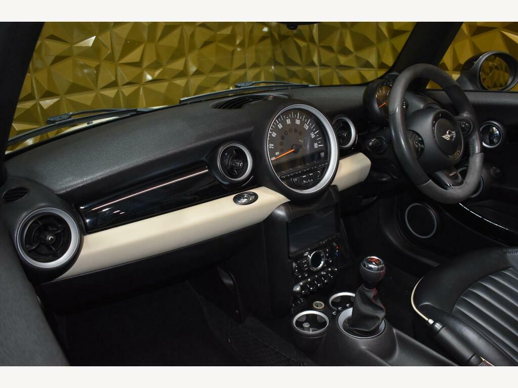 Mini Convertible 1.6 John Cooper Works Convertible Manua White #12
