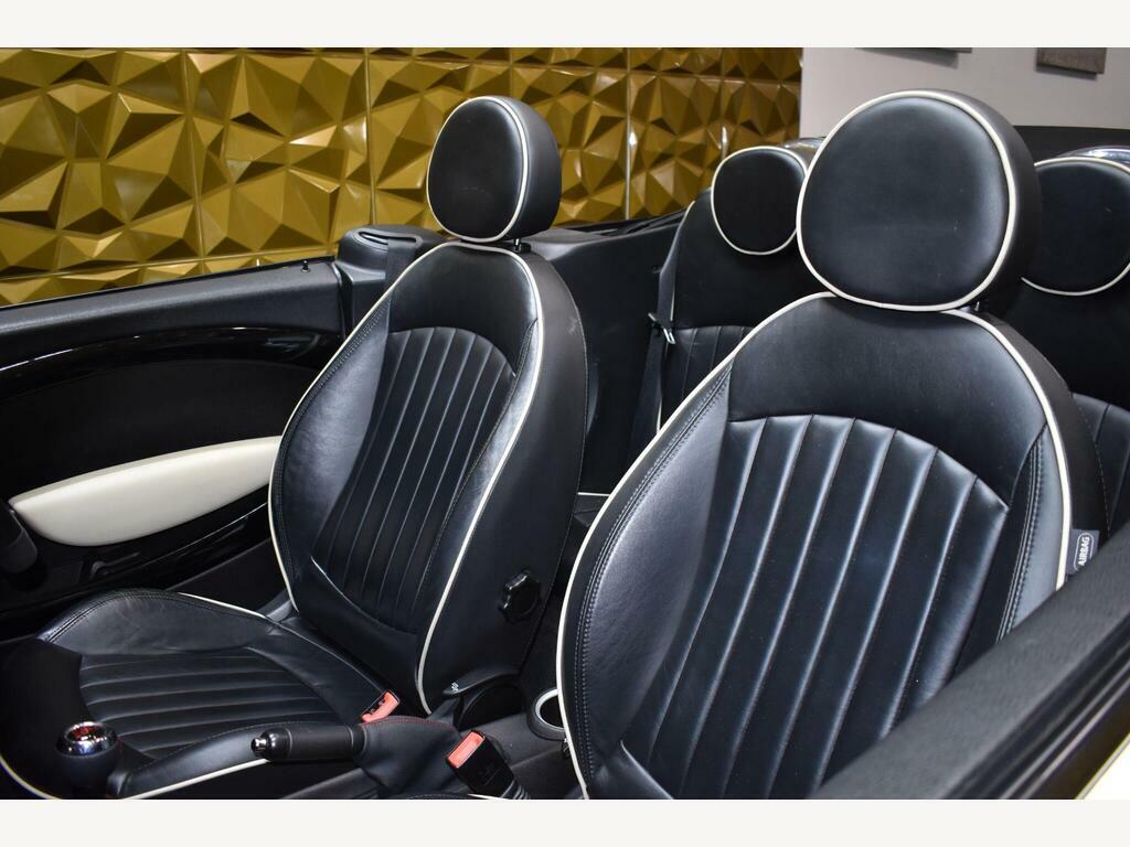 Mini Convertible 1.6 John Cooper Works Convertible Manua White #14