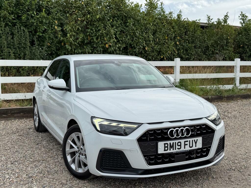 Audi A1 Sport White