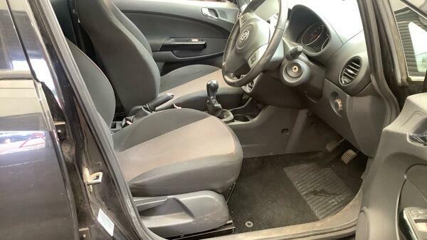 Vauxhall Corsa 1.2I 16V Sxi Black #6