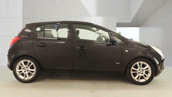 Vauxhall Corsa 1.2I 16V Sxi Black #3