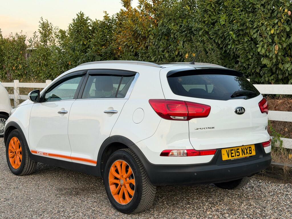Kia Sportage 2 White #3