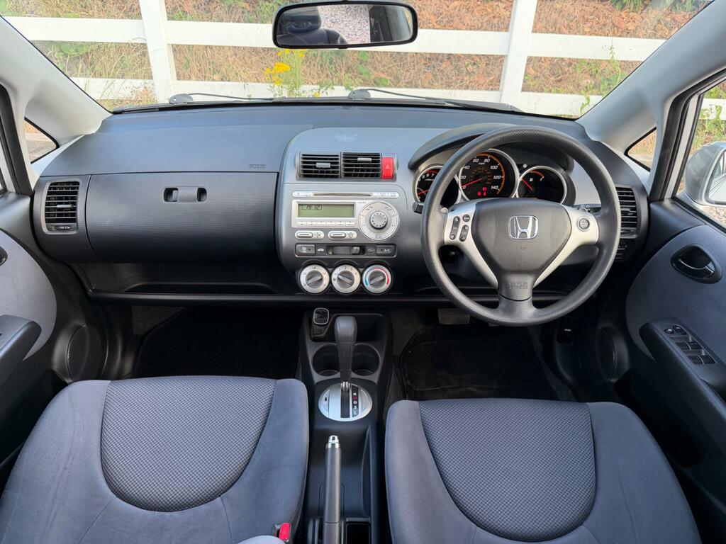 Honda Jazz Se Silver #2