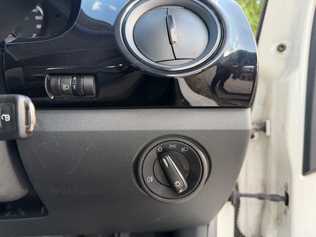 Volkswagen Up 1L Null Black #20