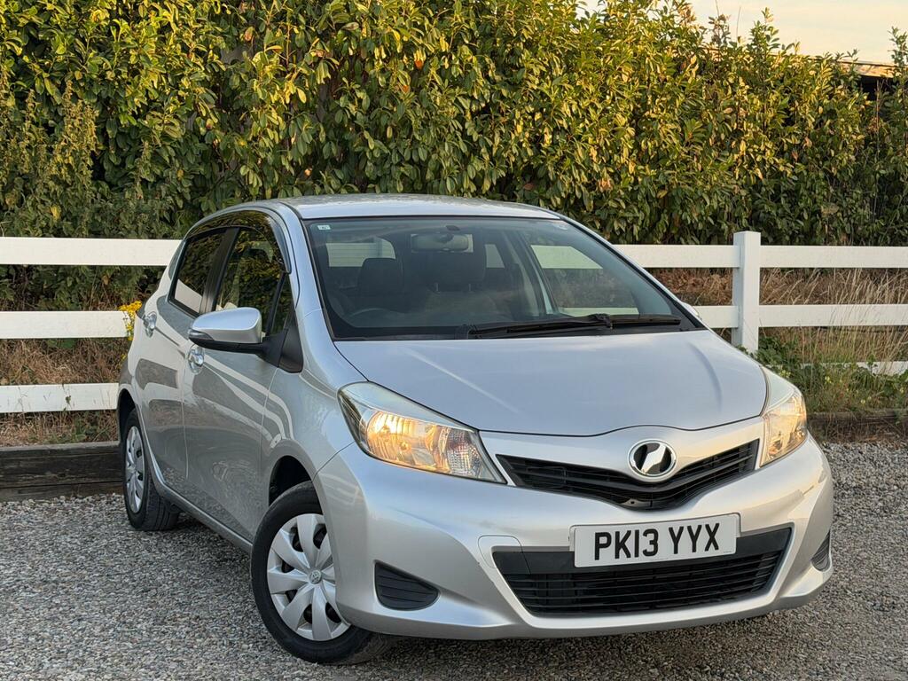 Toyota Yaris Sr