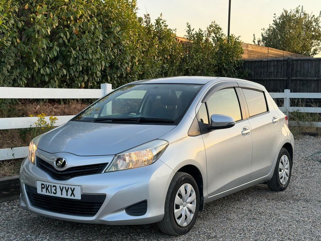 Toyota Yaris Sr #6
