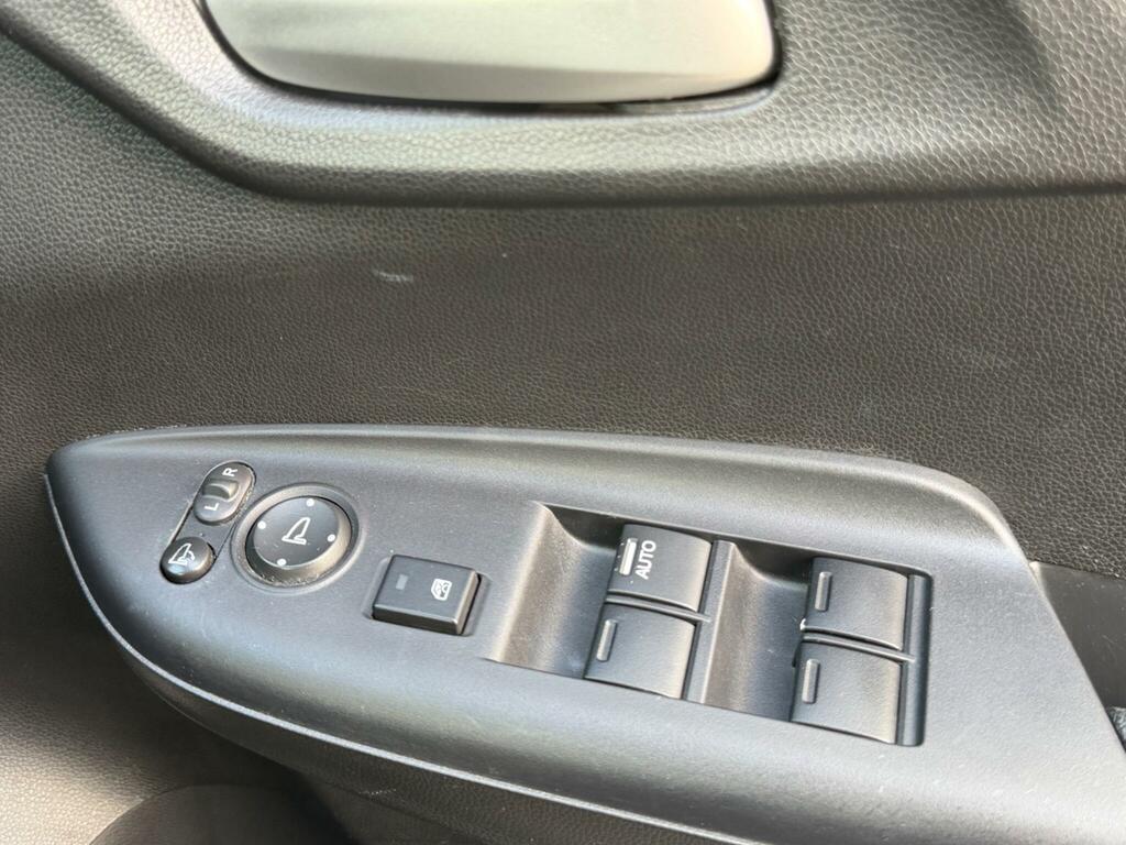 Honda Jazz Es Silver #22