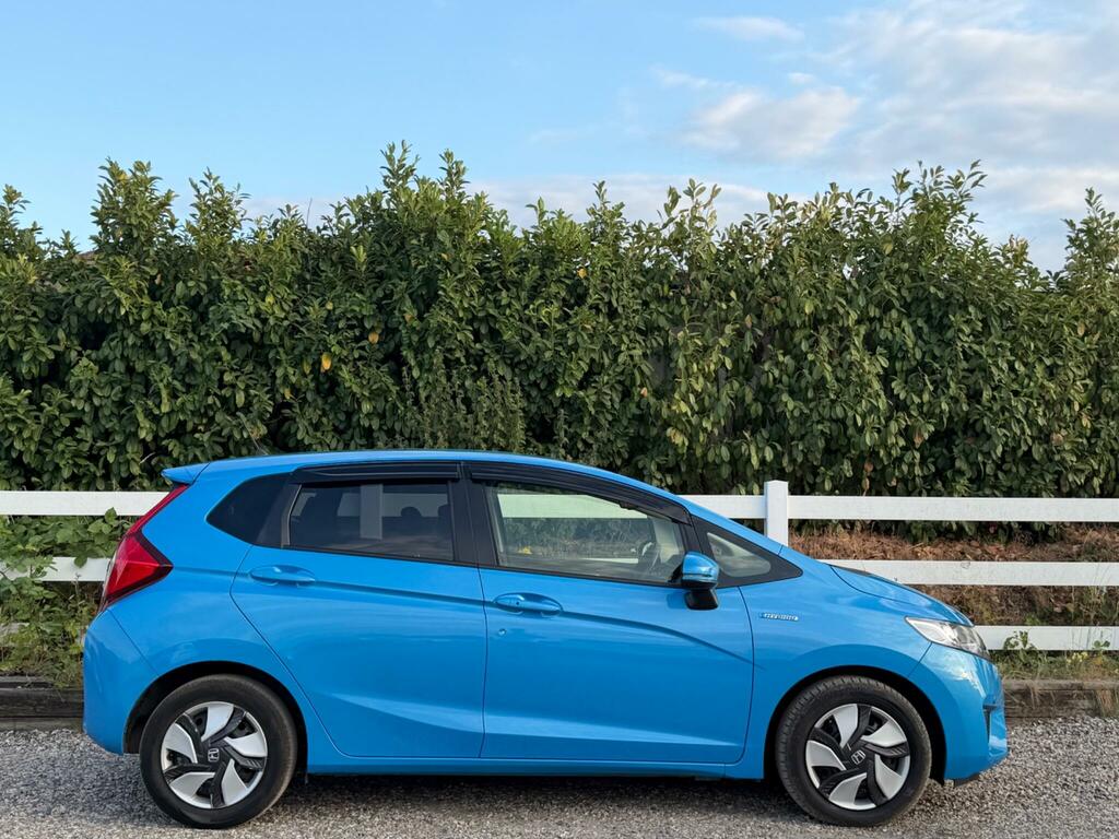 Honda Jazz 1.3 I-vtec Es Plus 99 Bhp White #12