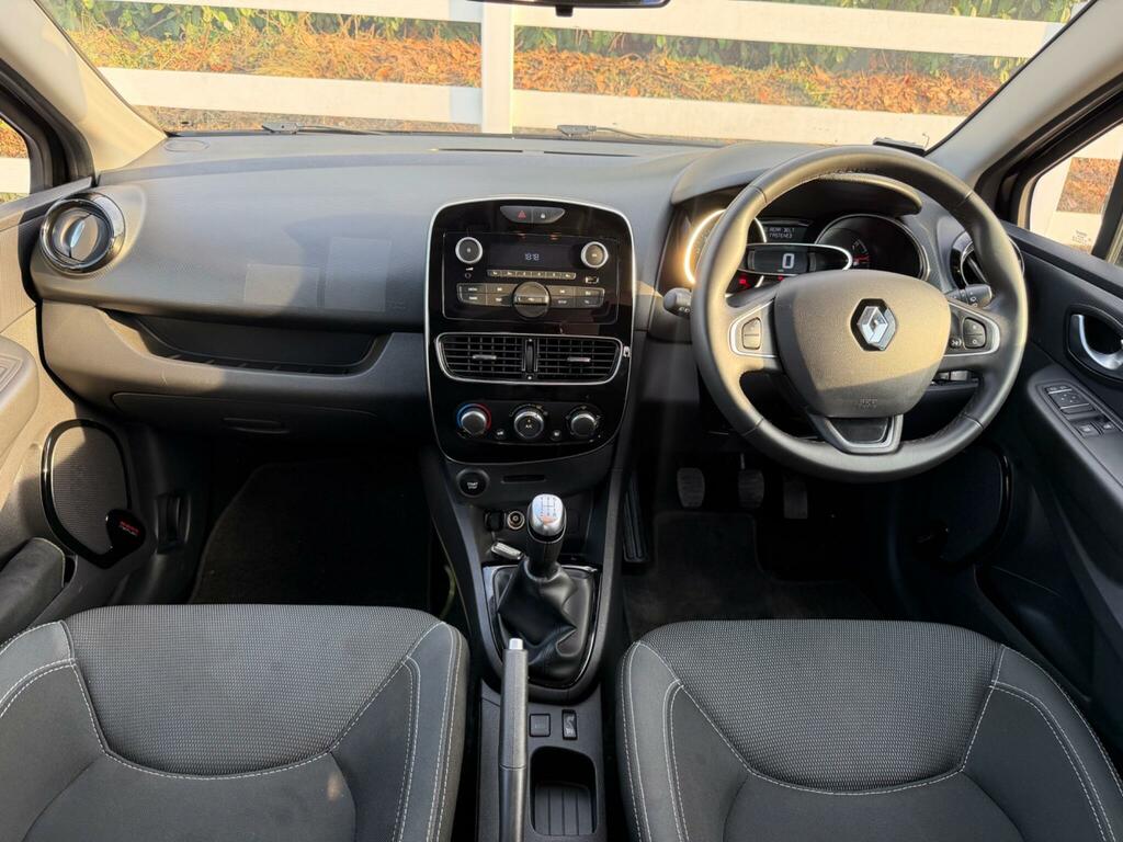 Renault Clio Play Black #2
