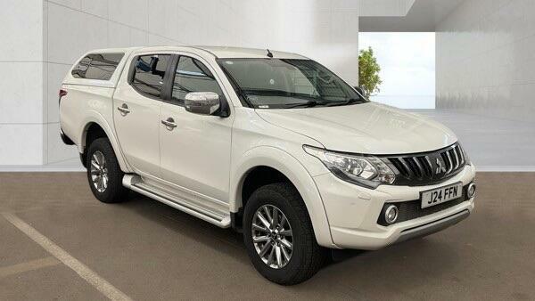 Mitsubishi L200 Dc Barbarian White