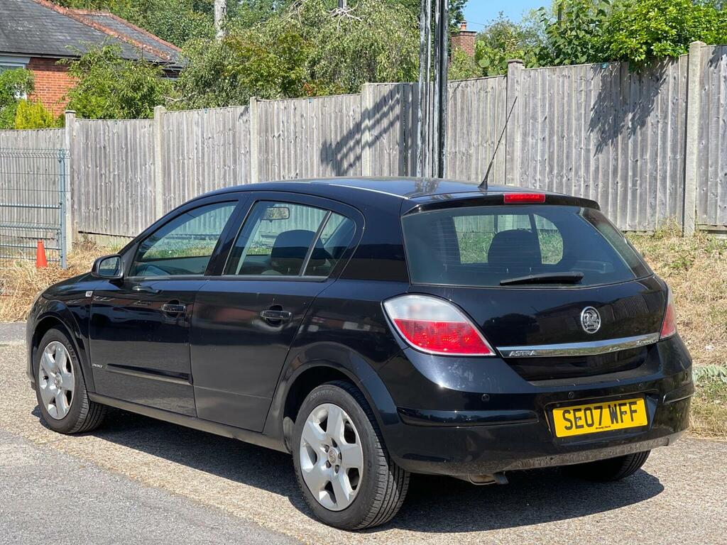 Vauxhall Astra 1.6I 16V Energy Black #6