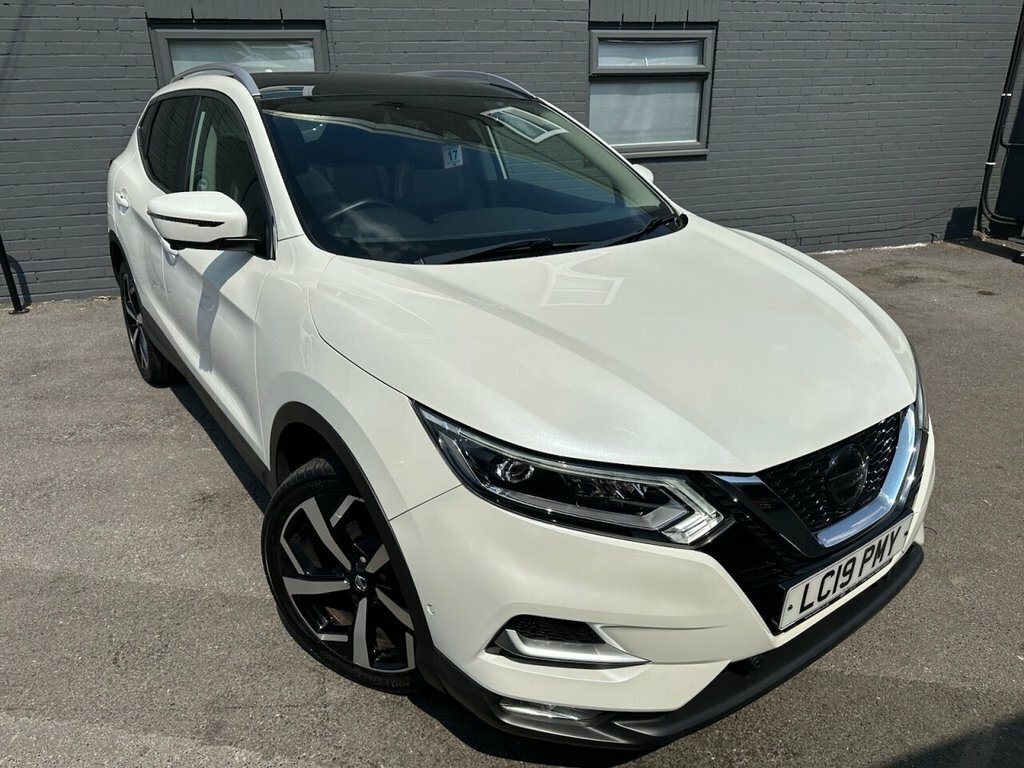 Nissan Qashqai 1.3L Tekna White