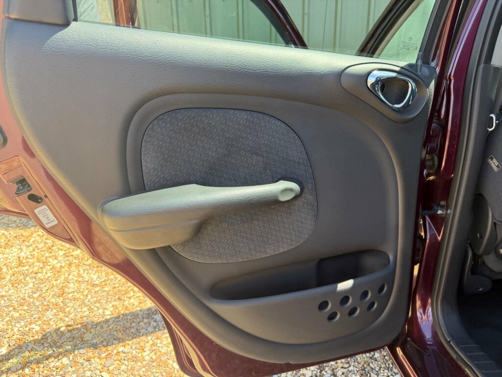 Chrysler Pt Cruiser 2.0 Classic Red #22